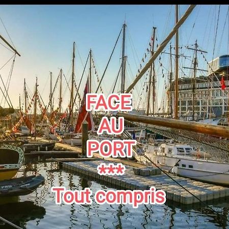 Le Reflet Des Voiles Face Au Port De Fecamp Daire Dış mekan fotoğraf